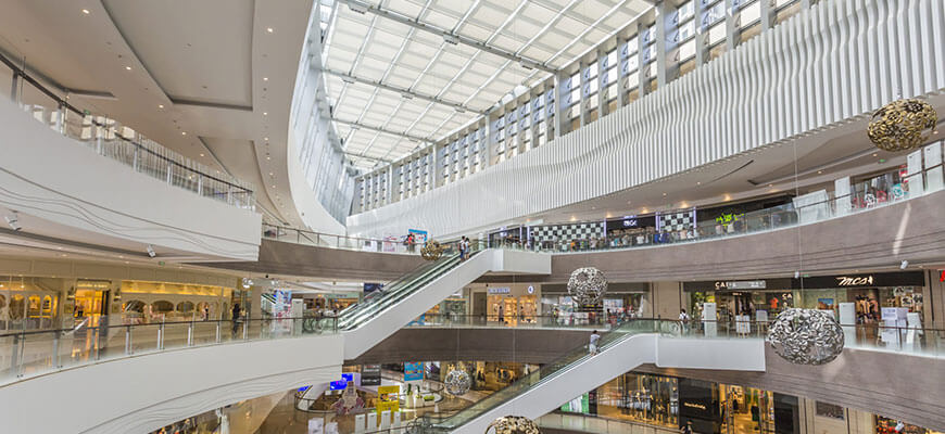 Shopping malls and retailers